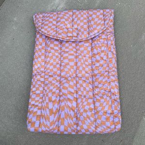 Baggu laptop sleeve hardly used